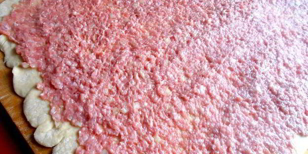 ленивые пельмени на овощной подушке