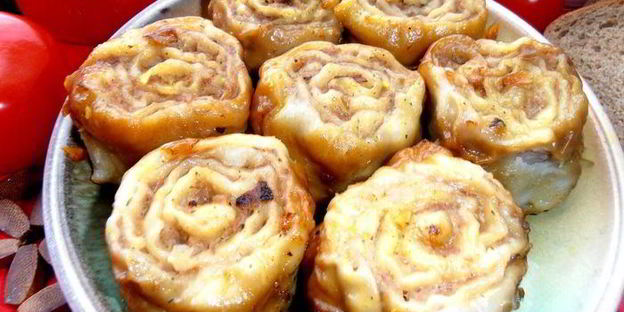 ленивые пельмени на овощной подушке