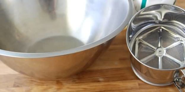 пельмени с фаршем и соком ягод