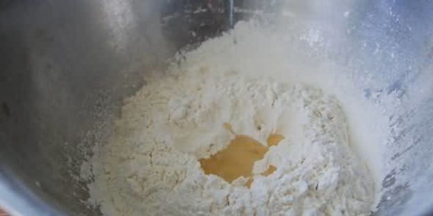 пельмени с фаршем и соком ягод