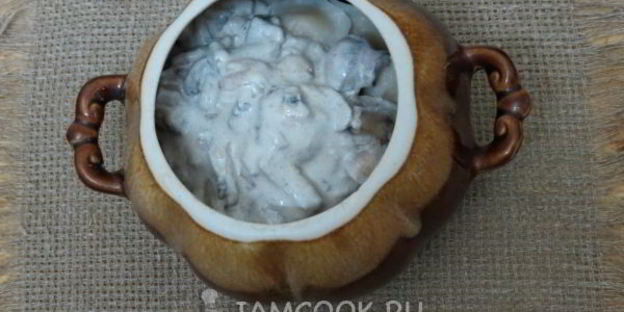 пельмени с грибами в горшочках в духовке