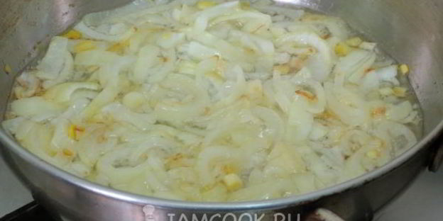 пельмени с грибами в горшочках в духовке