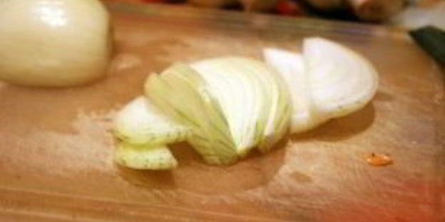 пельмени с грибами в горшочках