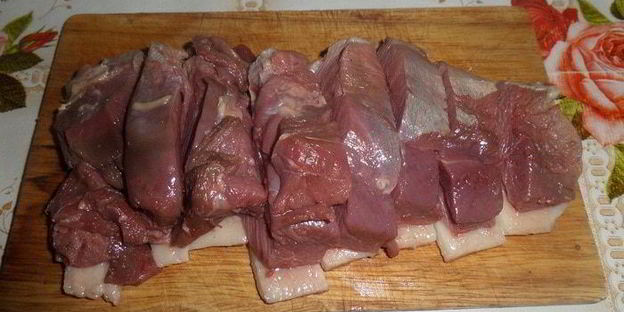 пельмени с гусем, гречкой и овощами