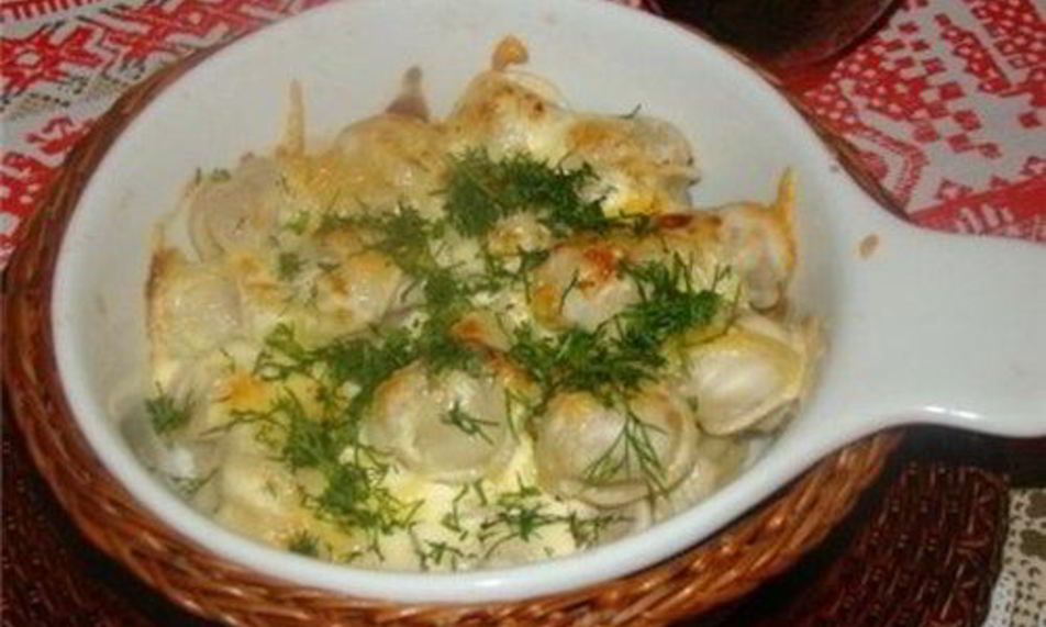 Рецепт пельменей запеченных со сметаной в мультиварке