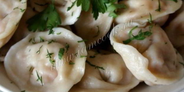 рыбные пельмени с овощами
