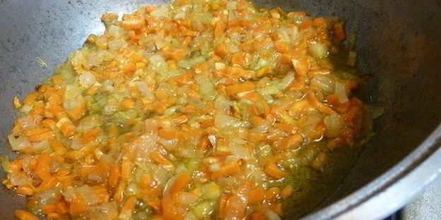 ароматный плов с корицей и можжевельником