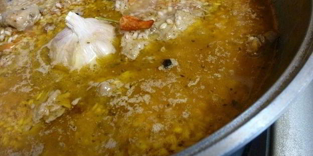 ароматный плов с корицей и можжевельником