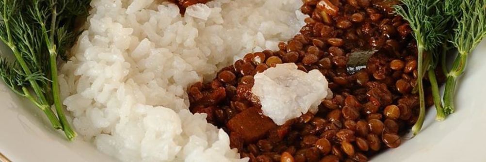 Чечевичный плов Инь-ян