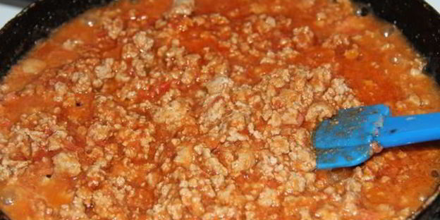 джамбалайя — рис с фаршем и яйцами запеченные