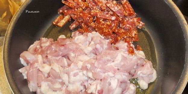 джамбалайя с курицей и чоризо