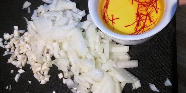 паэлья с кроликом