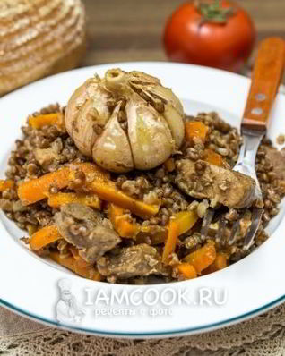 Плов из гречки со свининой