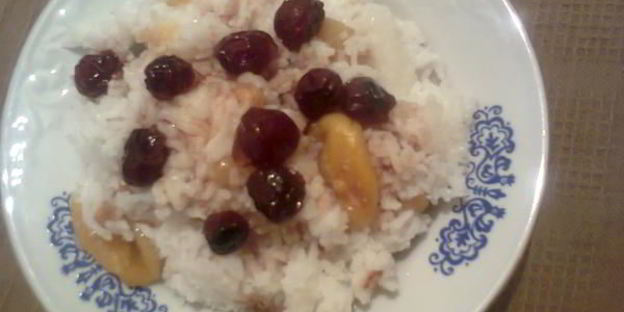 плов с курагой и изюмом