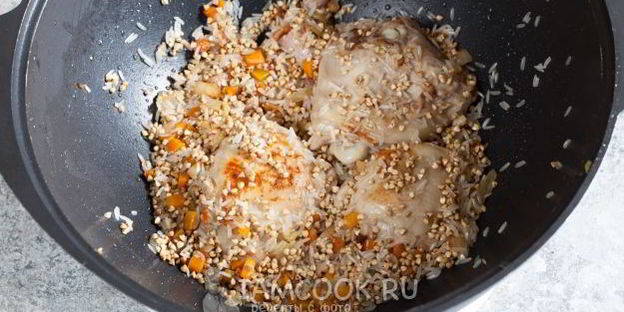 плов с рисом и гречкой