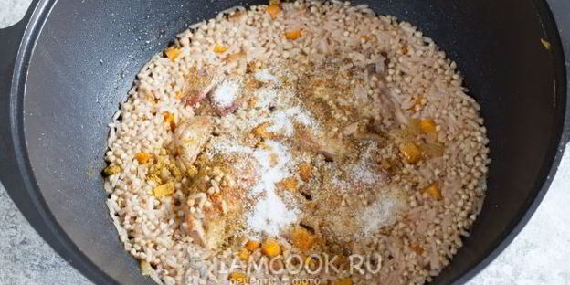 плов с рисом и гречкой