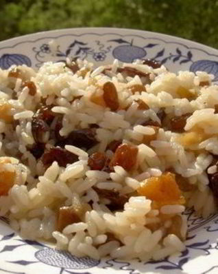 Плов с яблоками