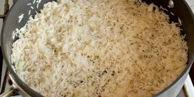 рисовый пилав с курицей и миндалем