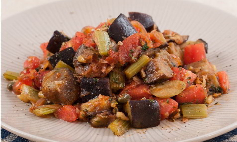Рецепт итальянской капонаты со свежими томатами