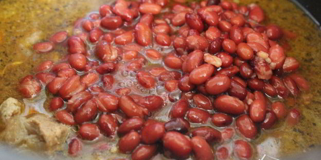 мясное рагу с фасолью