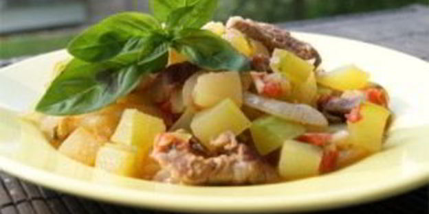 мясное рагу с кабачками