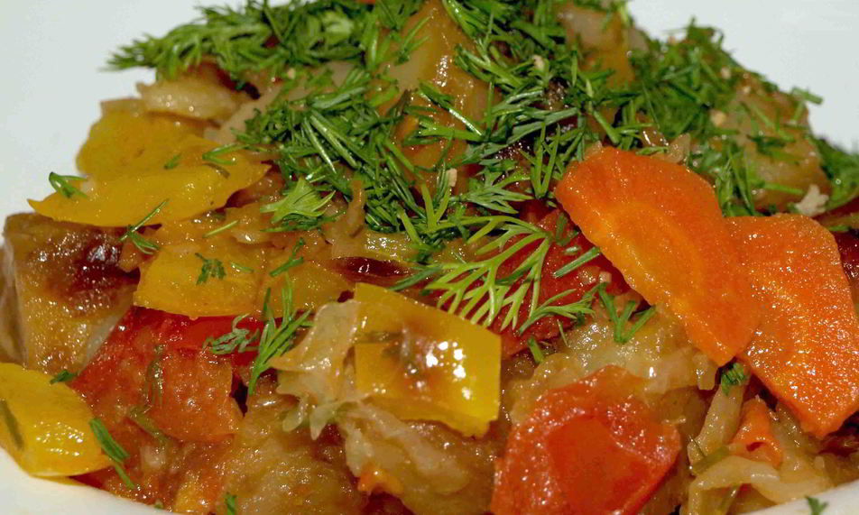 Рецепт овощного рагу с болгарским перцем, помидорами, картофелем
