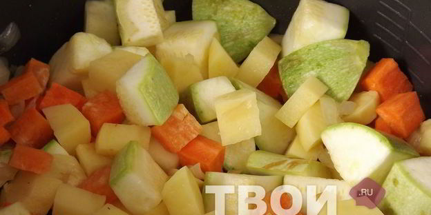 овощное рагу с фрикадельками