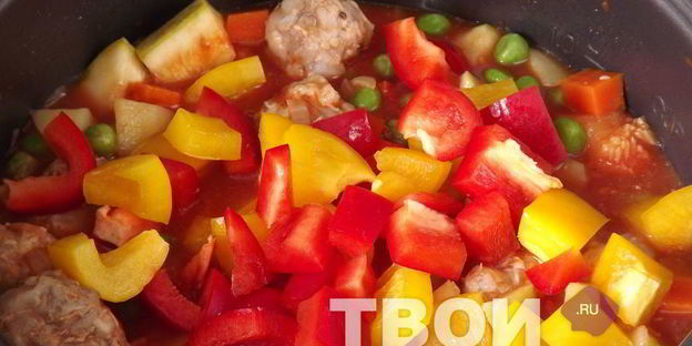 овощное рагу с фрикадельками
