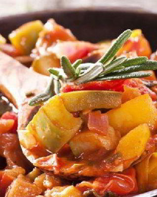 Овощное рагу с кабачками