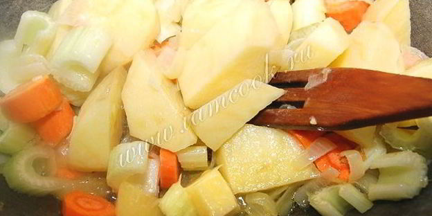 овощное рагу в духовке