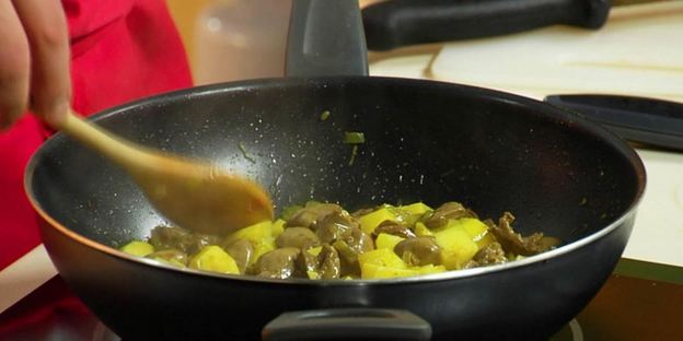 рагу из куриных сердечек