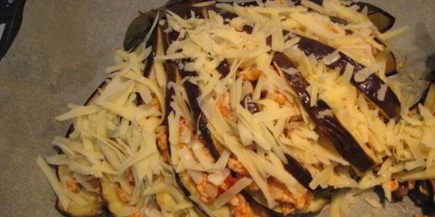 веер из баклажана с куриным рагу