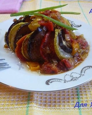 Конфи баялды