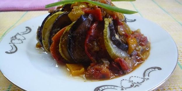 конфи баялды