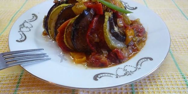 конфи баялды