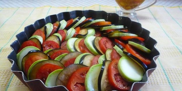 конфи баялды