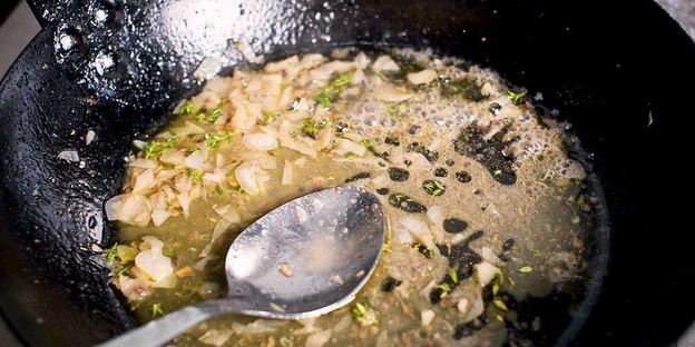 откидной рататуй с анчоусами