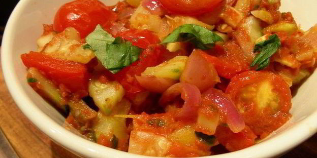 рататуй с вялеными томатами