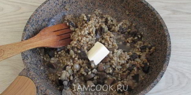 ризотто из перловки с грибами