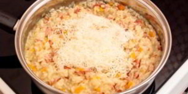 ризотто с беконом и болгарским перцем
