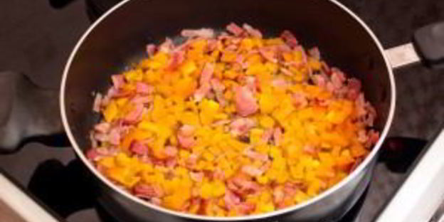 ризотто с беконом и болгарским перцем