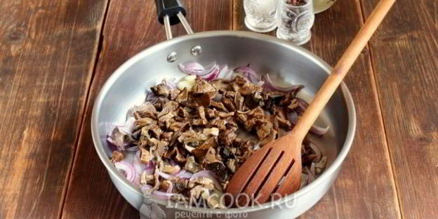 ризотто с белыми грибами