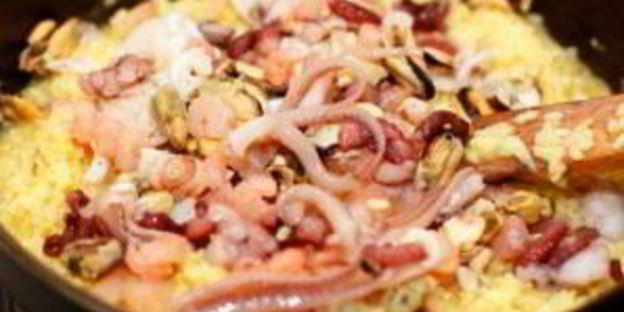 ризотто с коктейлем из морепродуктов