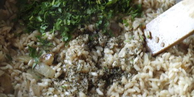 ризотто с петрушкой и вялеными помидорами