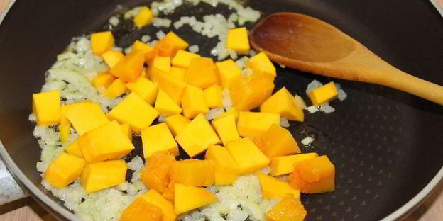 ризотто с тыквой и белыми грибами