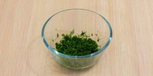 горбуша, запеченная с зеленью в фольге