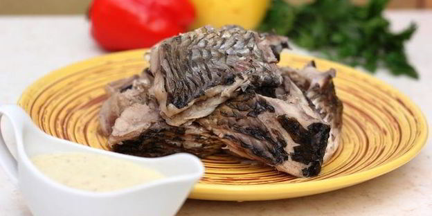карась под хреновым соусом