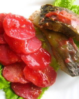 Карп на подушке из овощей