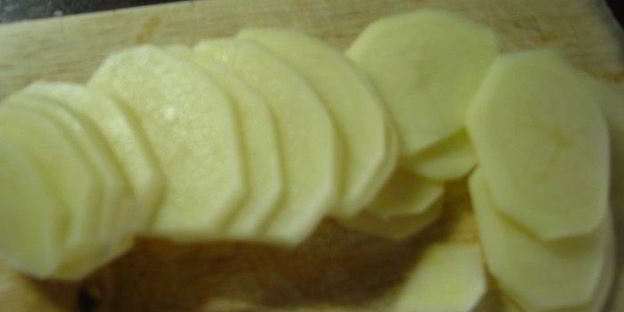 карп на подушке из овощей