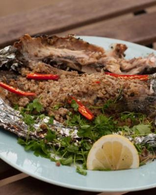 Карп в углях с гречневой кашей